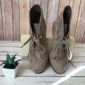 Dark Tan suede booties ❤️